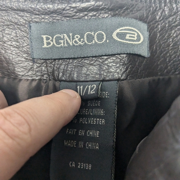 Vintage BGN&CO Brown 100% Suede in GREAT used condition - Picture 6 of 11